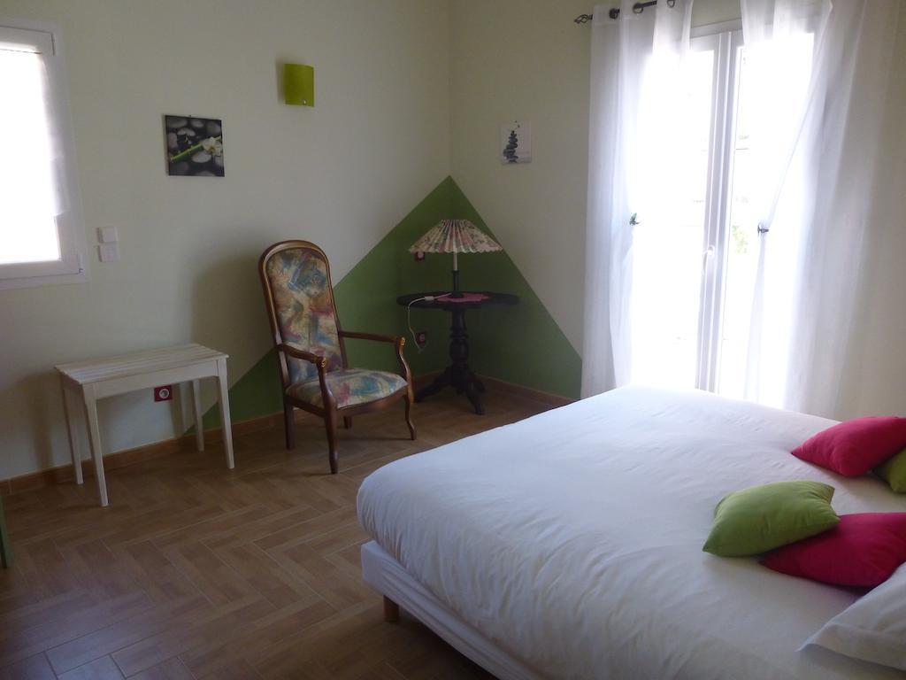 Bed and Breakfast Domaine De Flo Adult A Partir De 16 Ans Saint-Jean-de-la-Blaquiere Zimmer foto